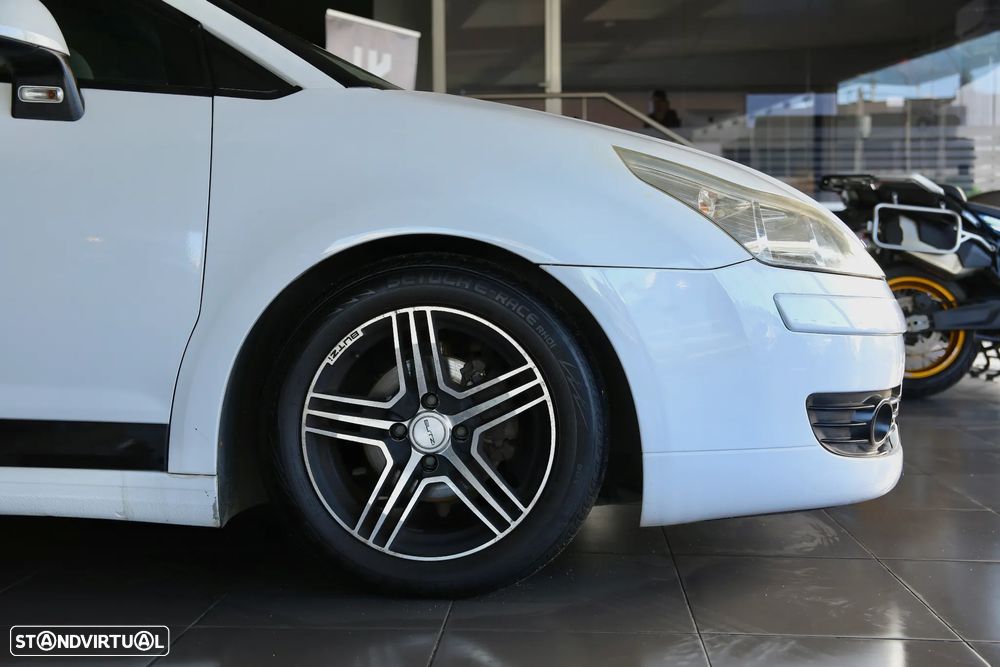 Citroën C4 Coupé 1.6 HDi 110 VTR Pack - 3