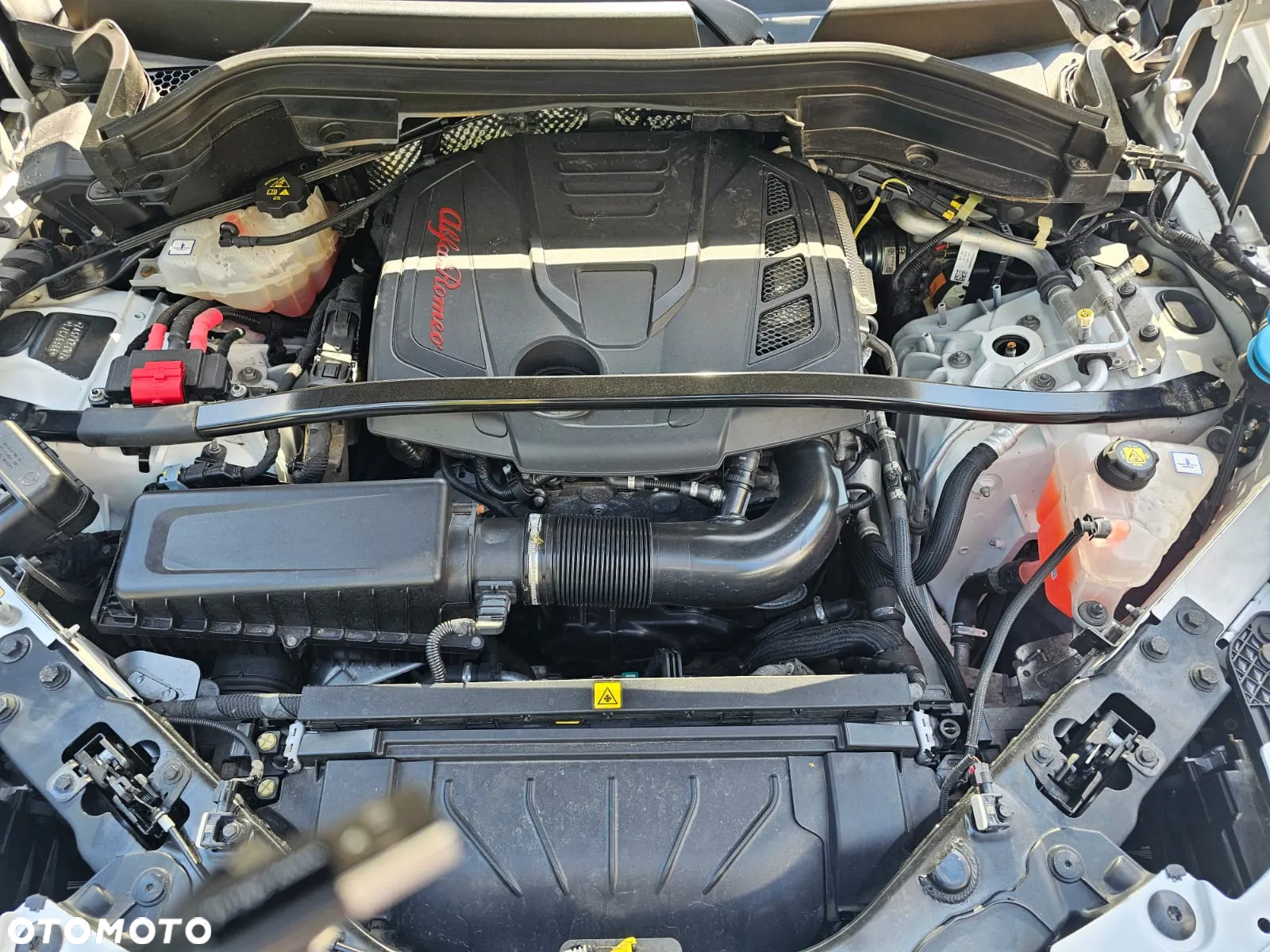 Alfa Romeo Stelvio 2.0 Turbo 16V AT8-Q4 Ti - 20