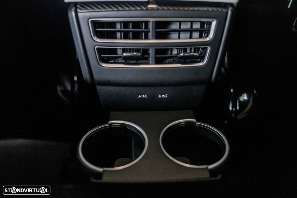 Tesla Model X P100D - 23