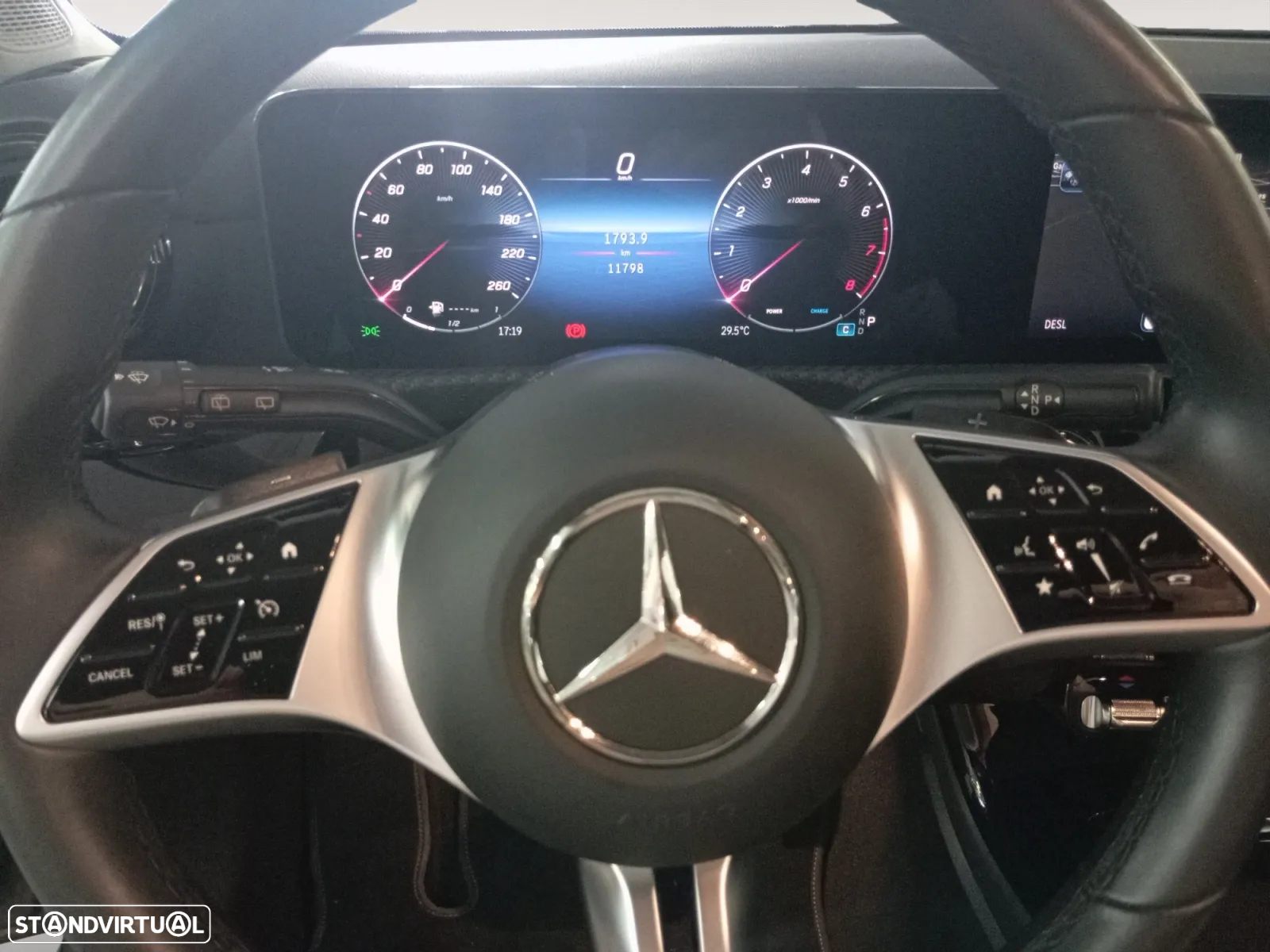 Mercedes-Benz A 200 Standard - 13