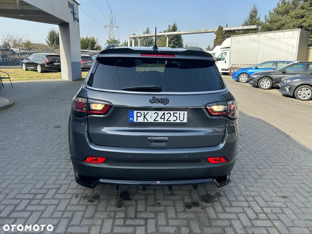 Jeep Compass - 21