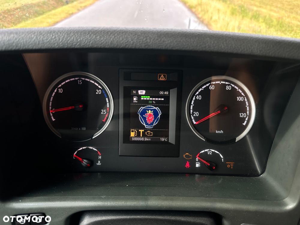 Scania P410 6x2 euro6 cala na poduszce Sprzęgło Retarder - 24
