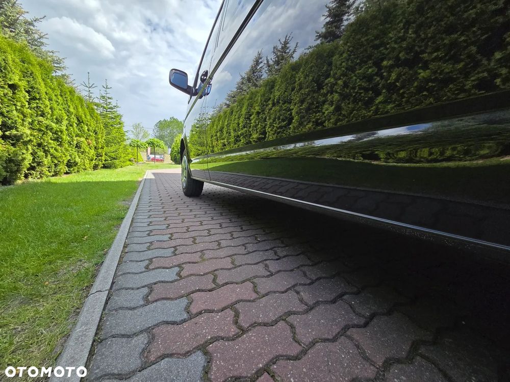 Volkswagen Caravelle L2 - 14