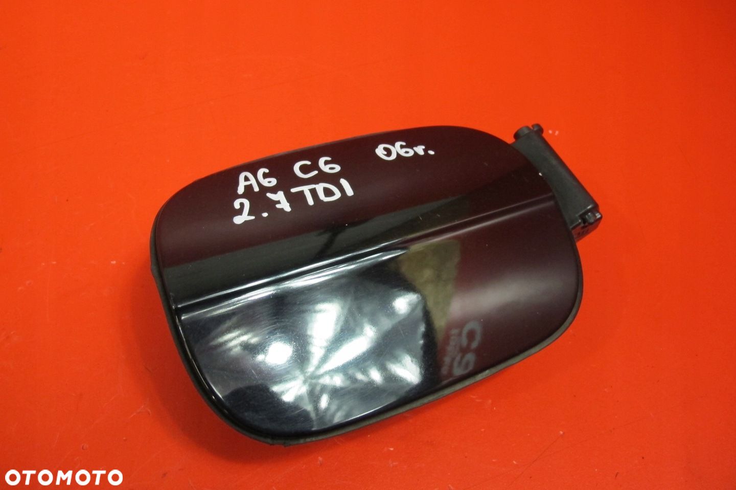 AUDI A6 C6 4F SEDAN KLAPKA WLEWU PALIWA LY9B - 1