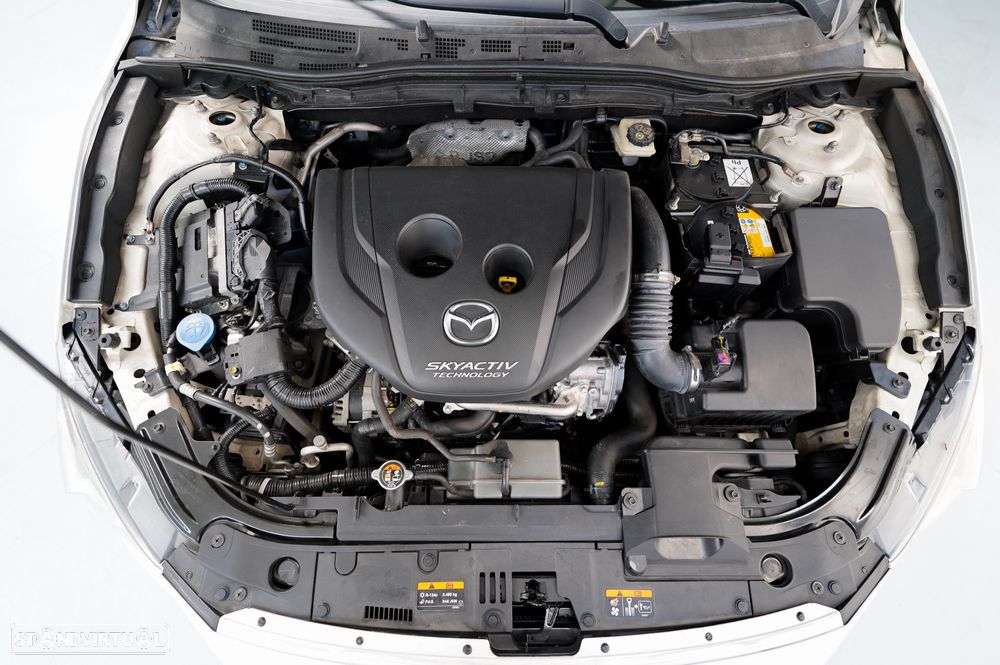 Mazda 3 Hatchback 1.5 Sky-D Excellence Navi - 26
