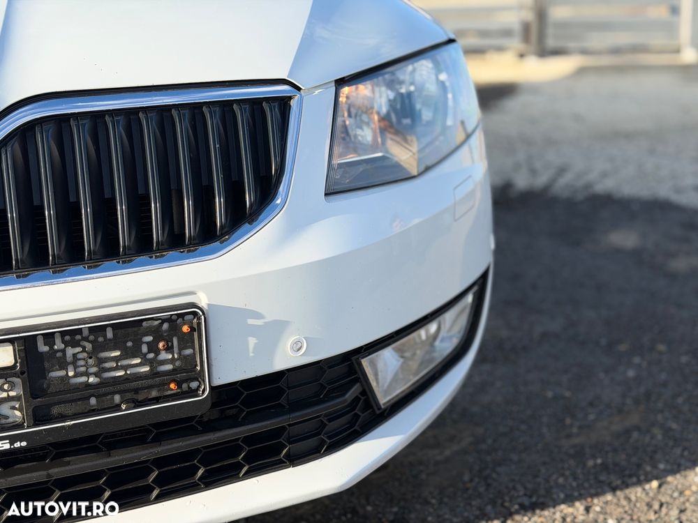 Skoda Octavia 2.0 TDI (Green tec) DSG Ambition - 11