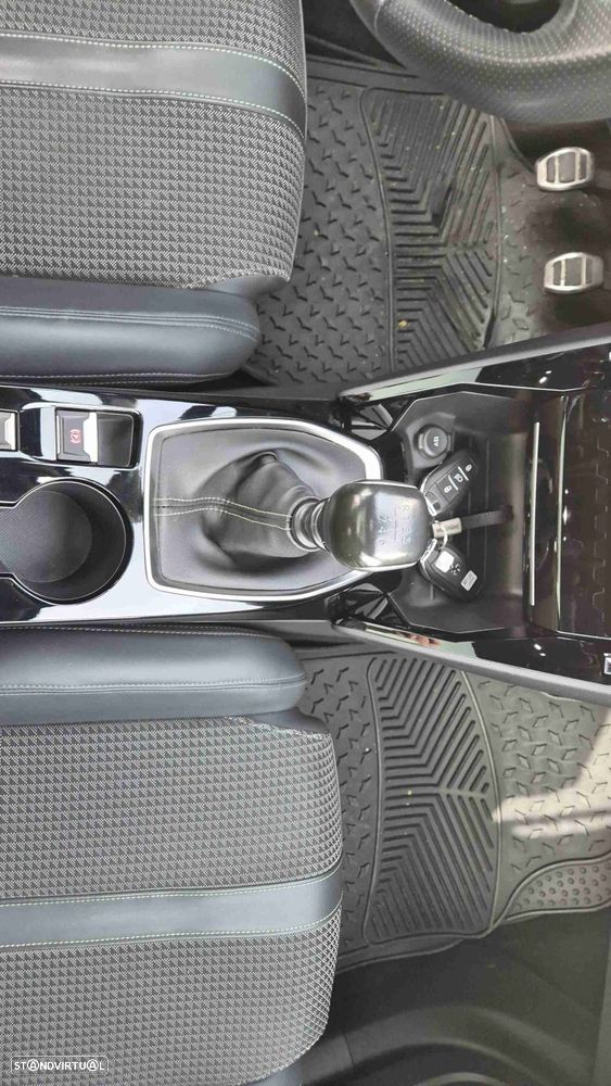 Peugeot 2008 1.2 PureTech GT Line - 11