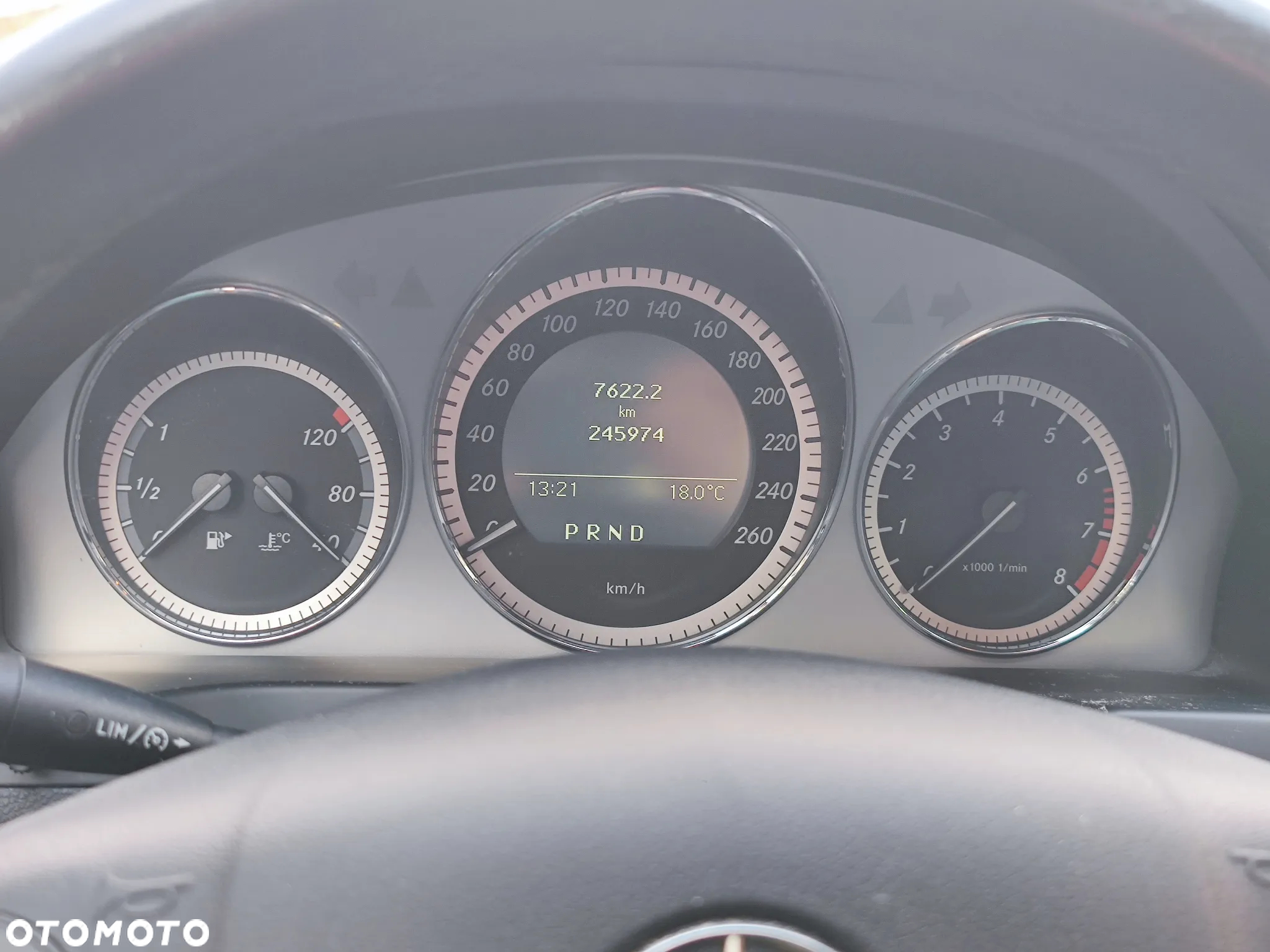 Mercedes-Benz Klasa C 180 CGI Automatik BlueEFFICIENCY Avantgarde - 9