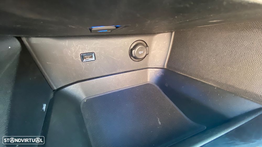 Peugeot 5008 1.5 BlueHDi GT Line EAT8 - 54