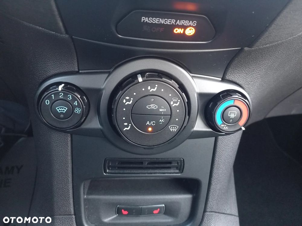 Ford Fiesta 1.0 Ambiente - 23