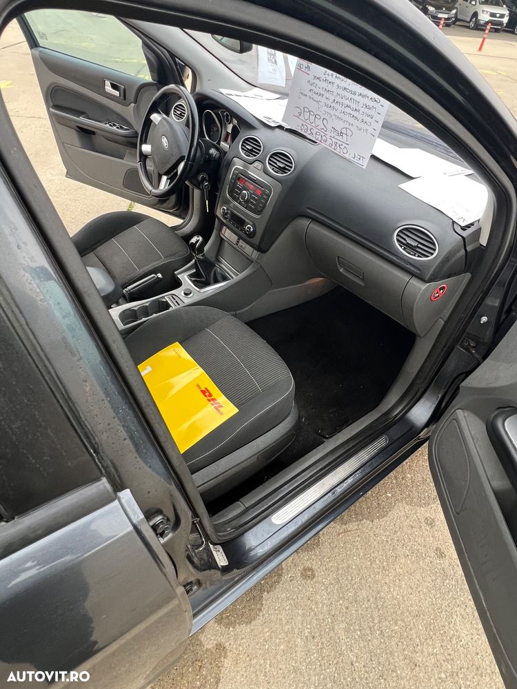 FORD Focus 2010 — imagine 8