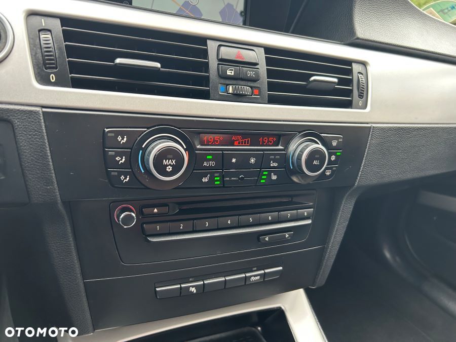 BMW Seria 3 320d DPF - 21