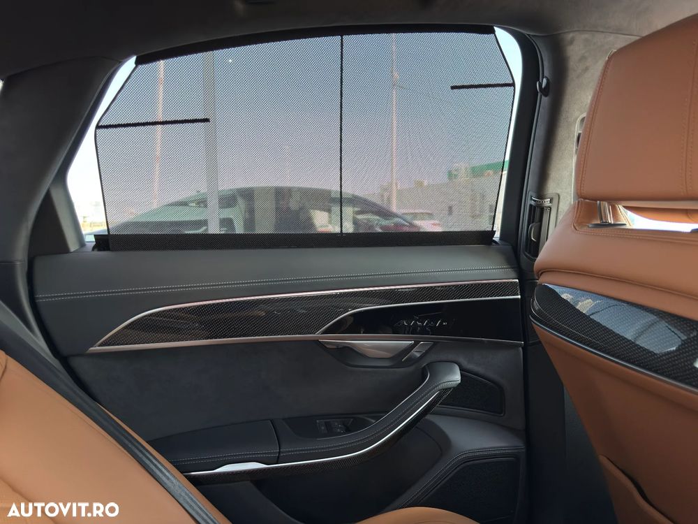 Audi A8 - 24