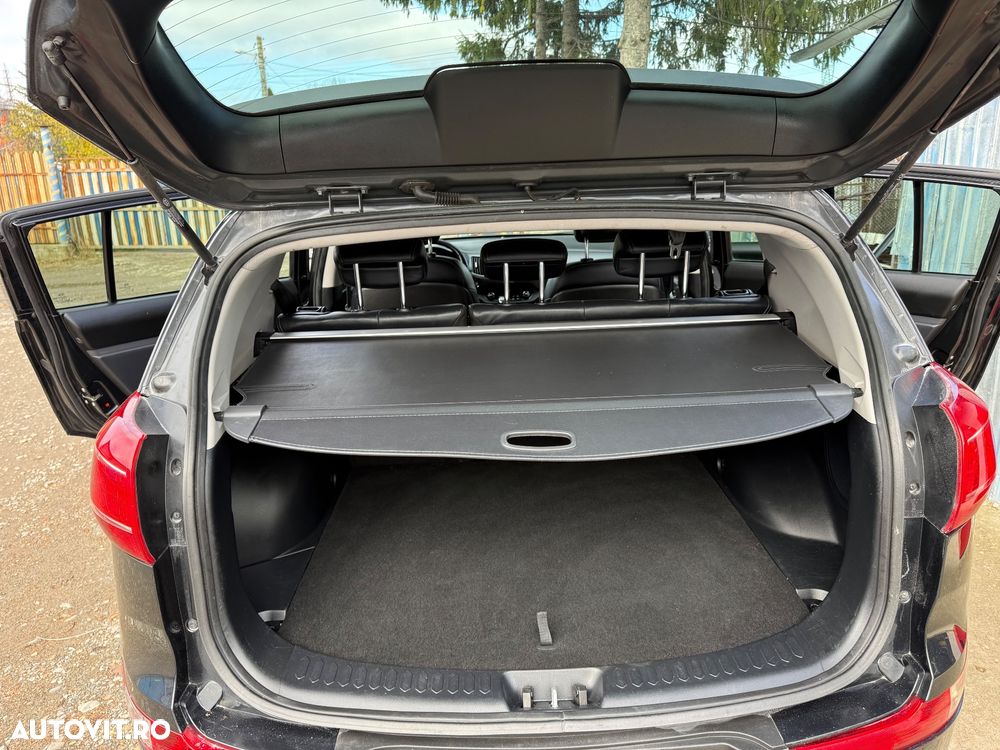 Kia Sportage 1.7 CRDI 2WD Attract - 23