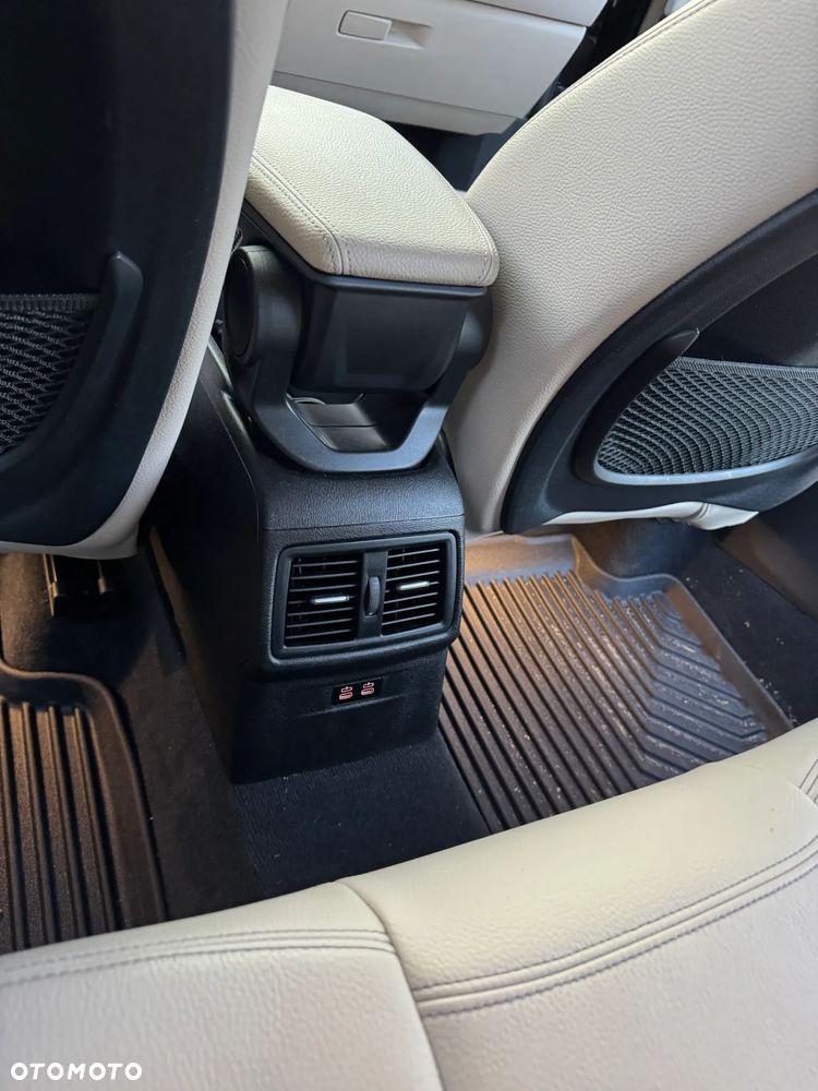 BMW X1 sDrive20i xLine - 18