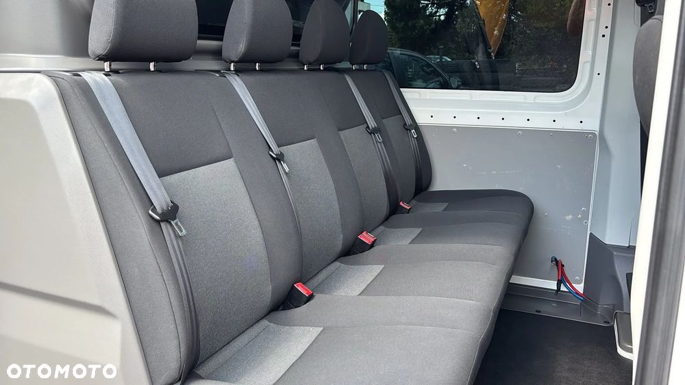 Volkswagen Crafter - 29