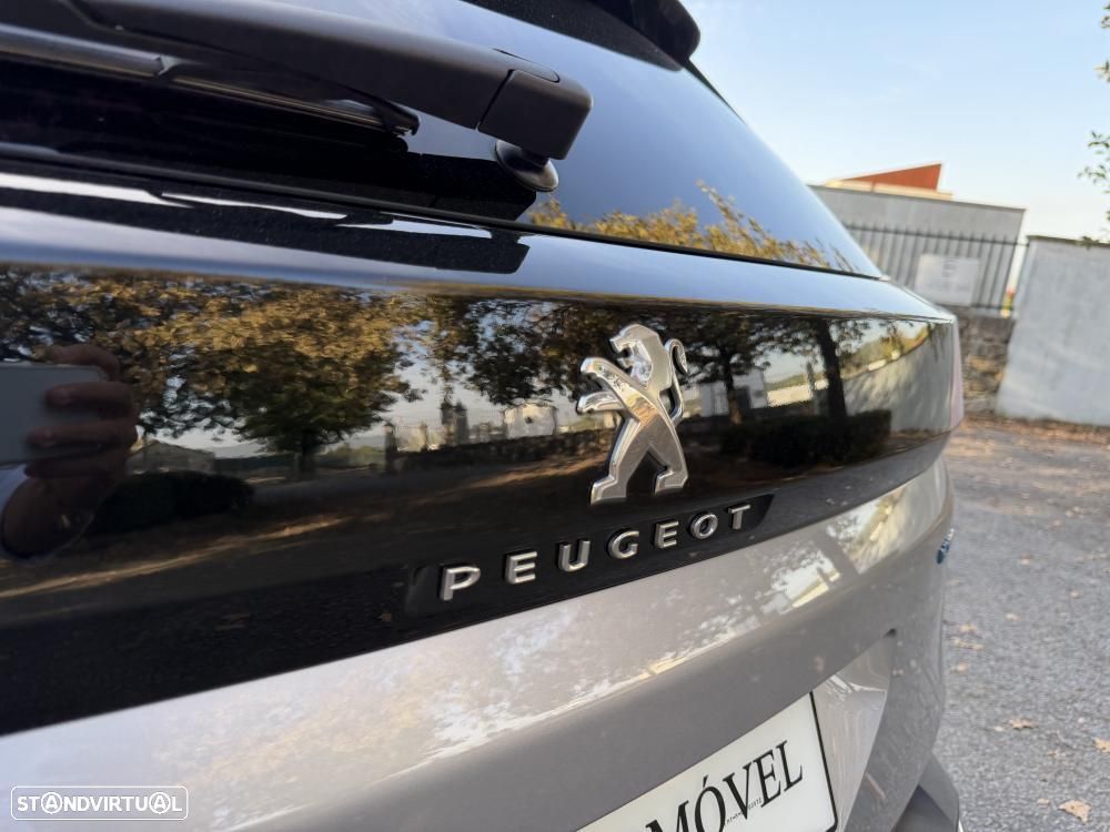 Peugeot 3008 1.6 Hybrid GT Pack e-EAT8 - 16