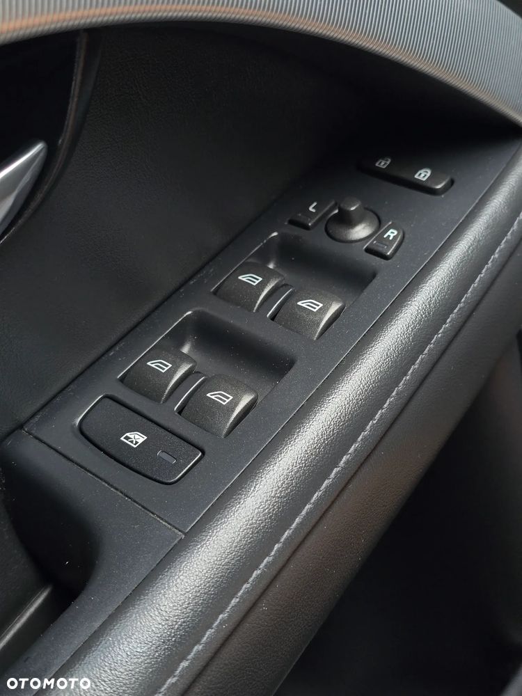 Volvo V70 2.0T Powershift RDesign - 29
