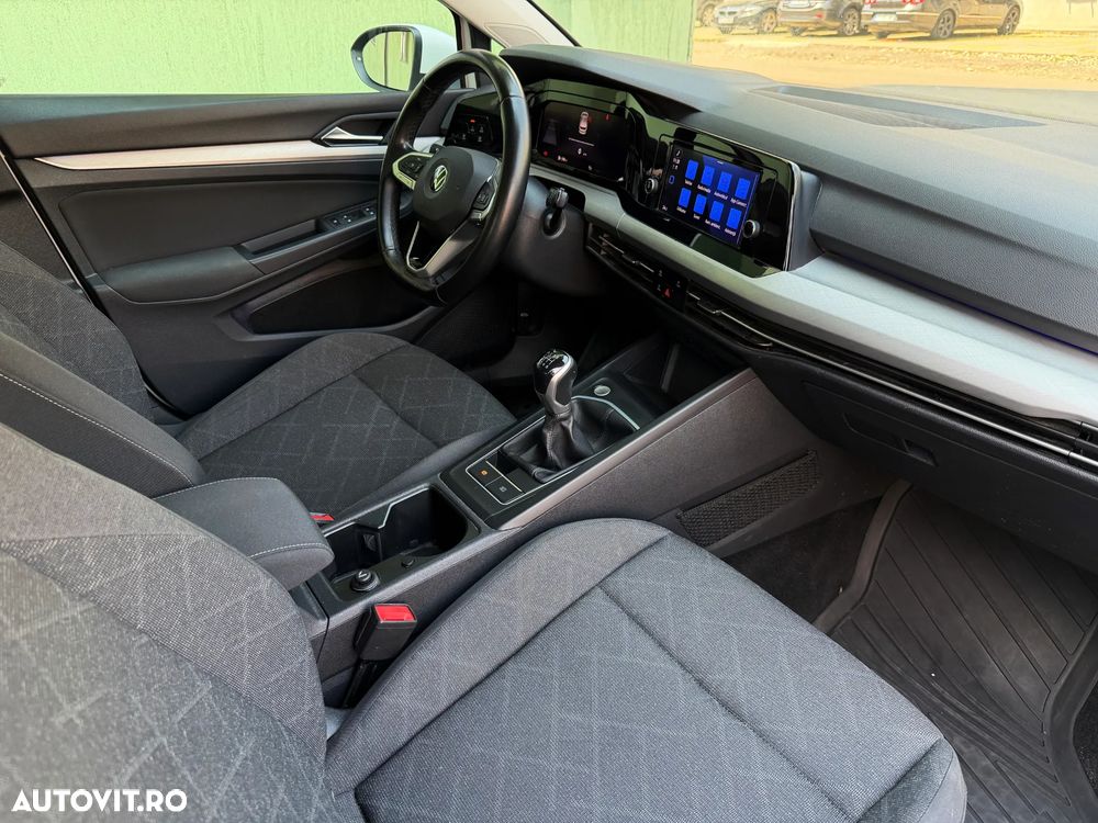 Volkswagen Golf - 2