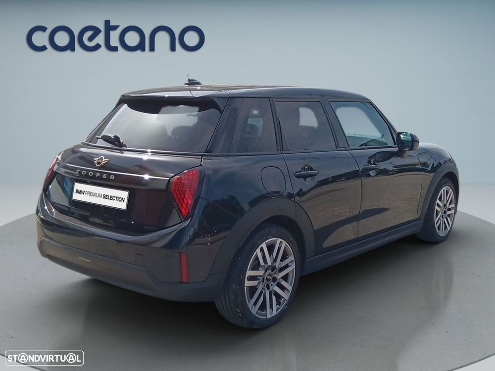 MINI 5 Portas Cooper Classic Auto - 7
