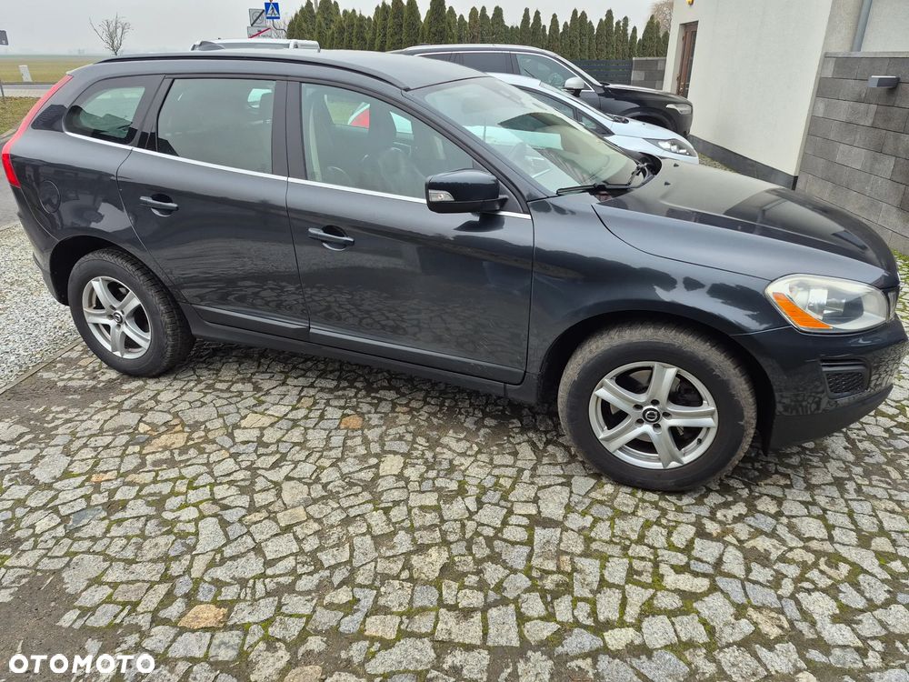 Volvo XC 60 D3 AWD Momentum - 11