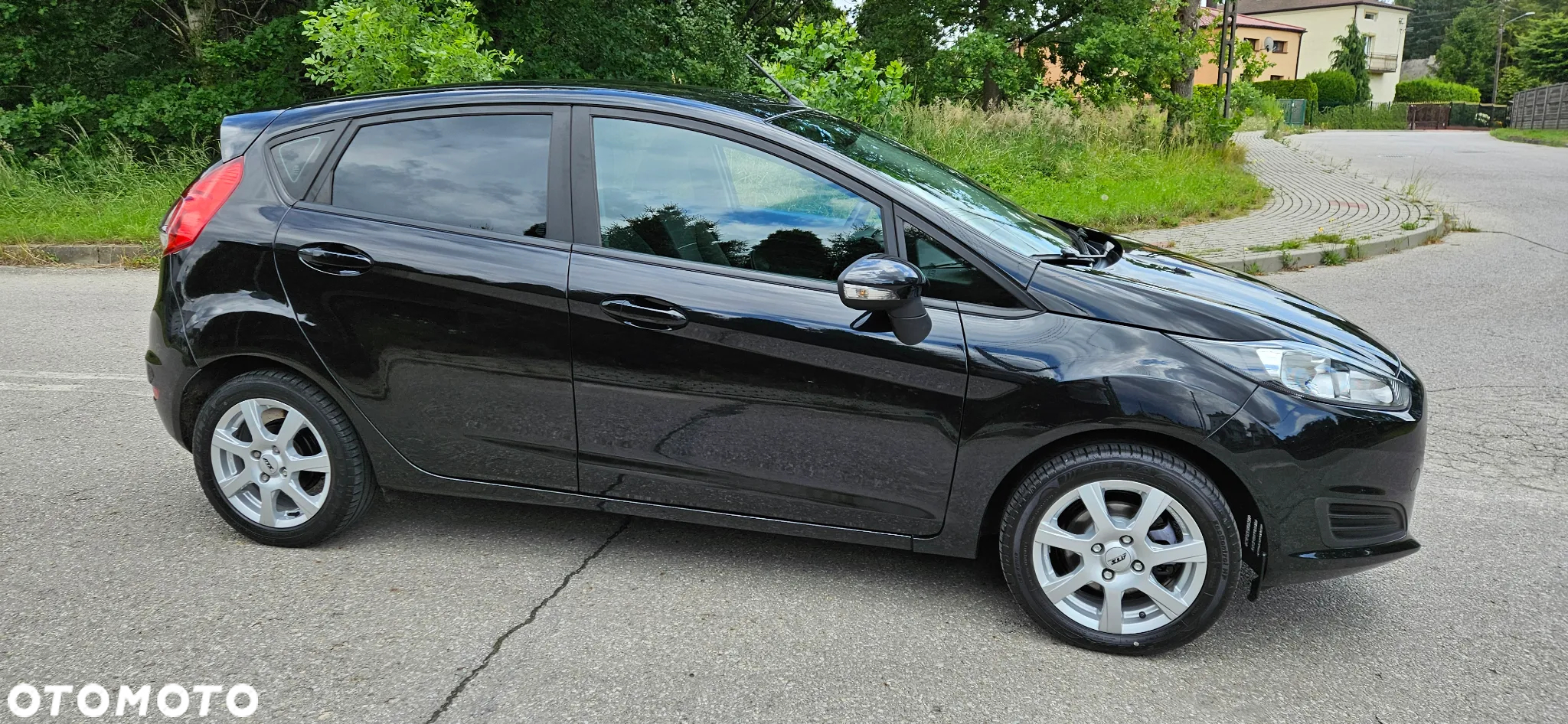 Ford Fiesta - 2