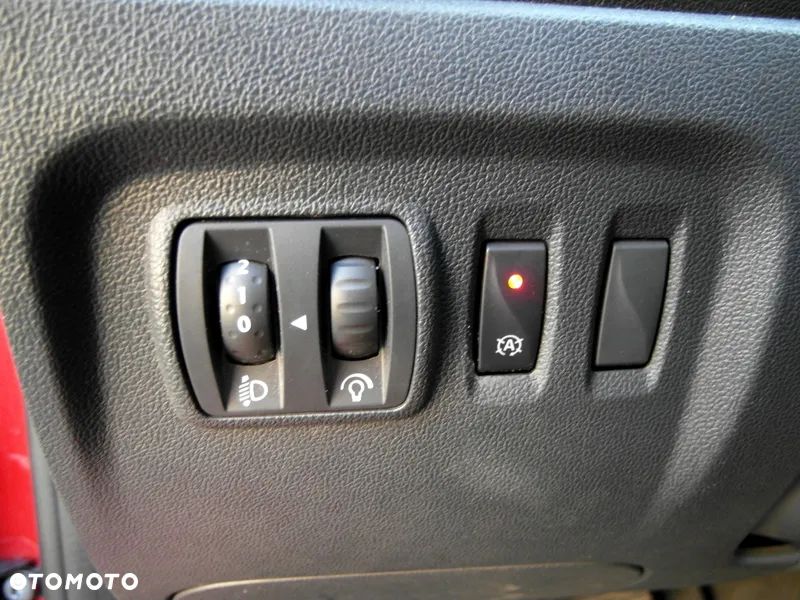 Renault Captur 1.2 Energy TCe Intens EDC EU6 - 37