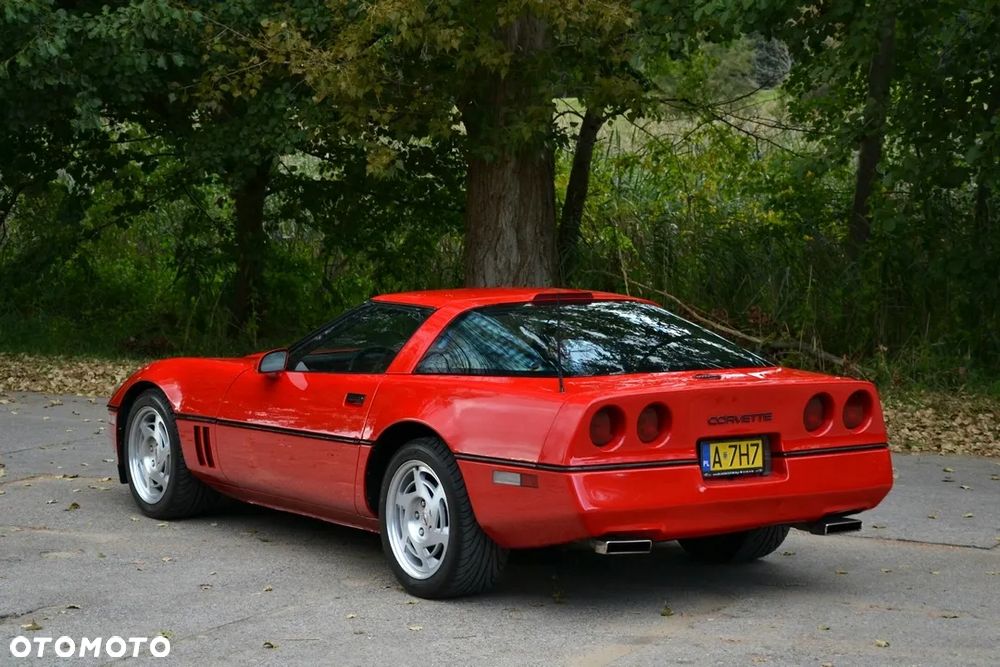 Chevrolet Corvette - 6