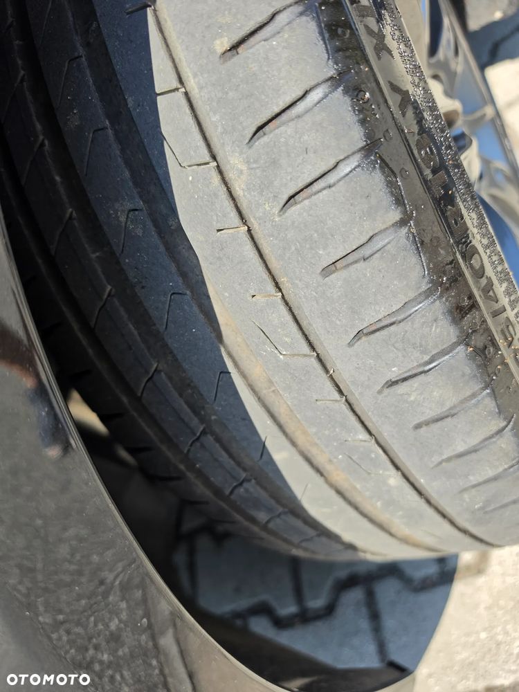 BMW Seria 3 318d DPF Edition Sport - 19