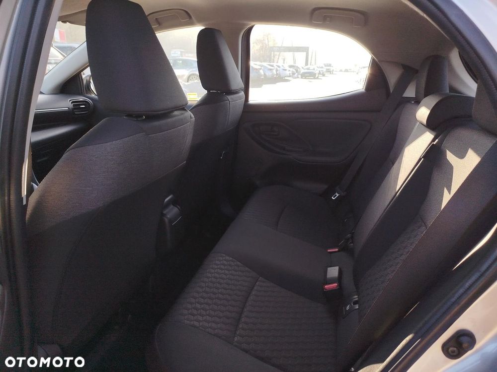 Toyota Yaris - 14