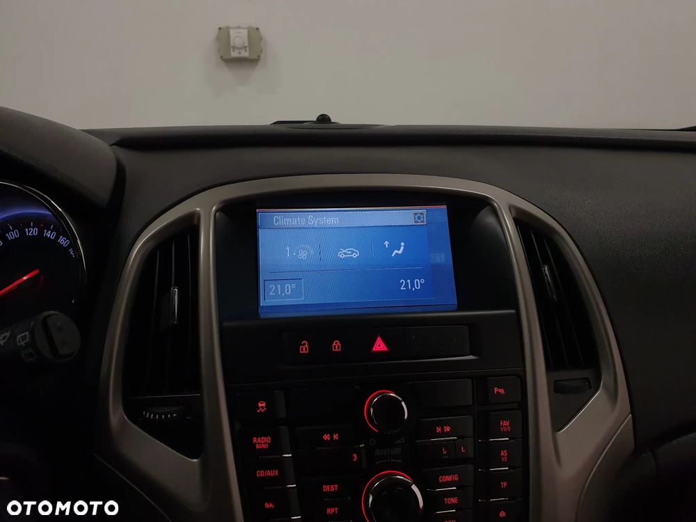 Opel Astra 1.4 T Cosmo S&S - 17