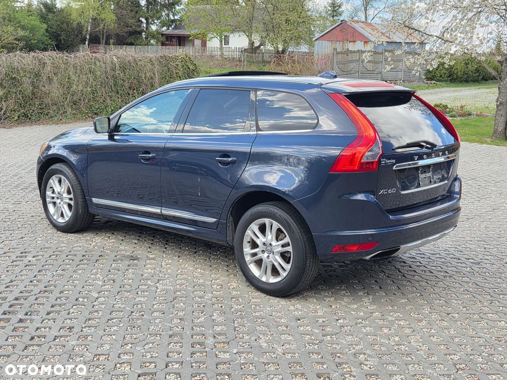 Volvo XC 60 T5 Drive-E Momentum - 4