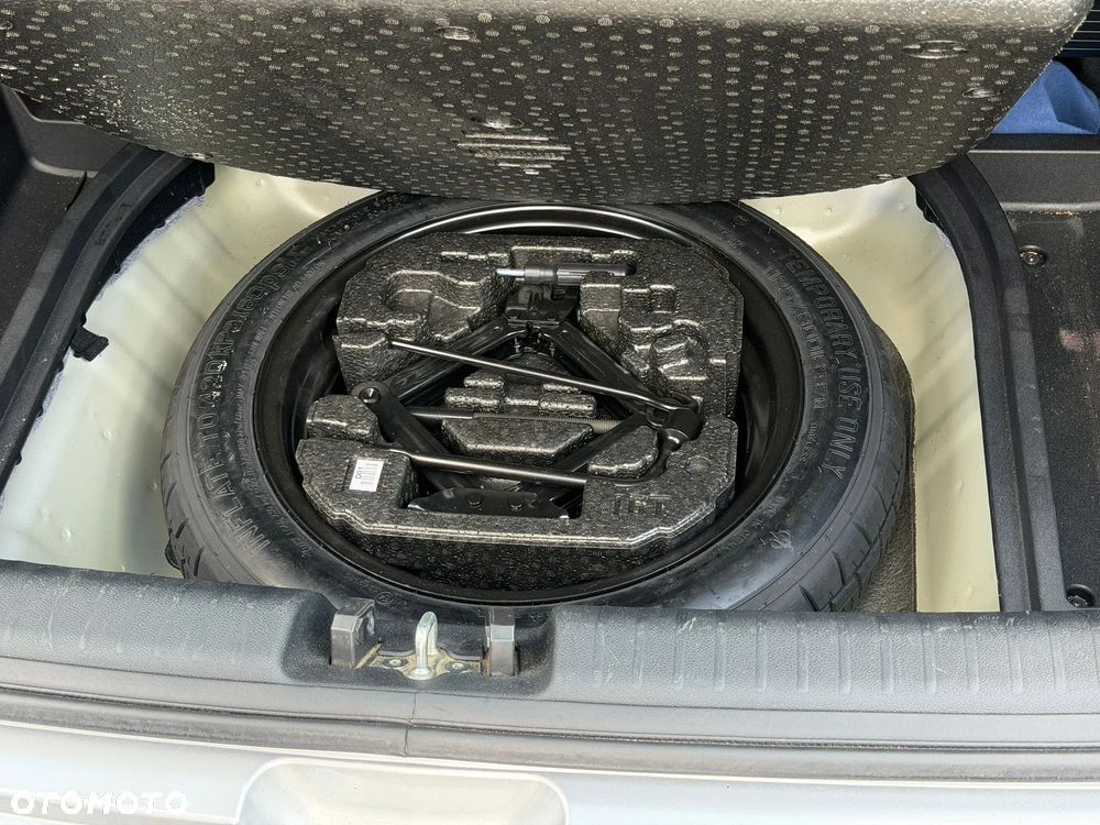 Kia Niro 1.6 GDI Hybrid M - 22