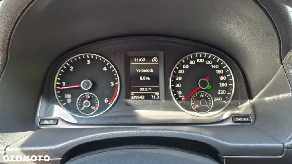Volkswagen Caddy Maxi Highline DSG - 28