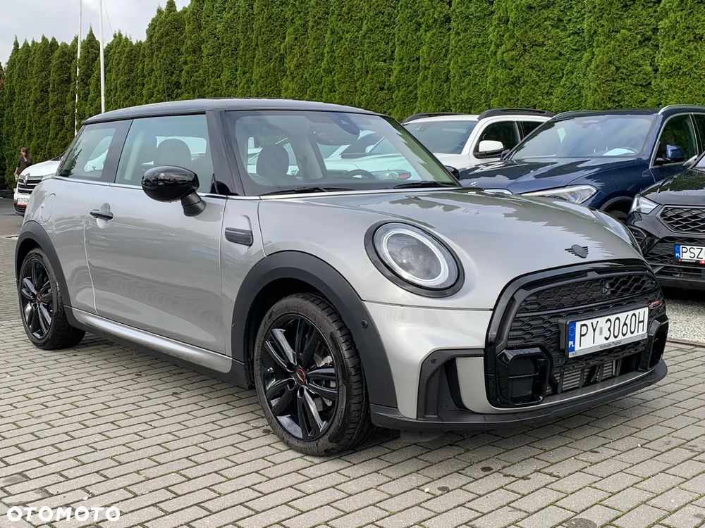 MINI Cooper John Works Trim