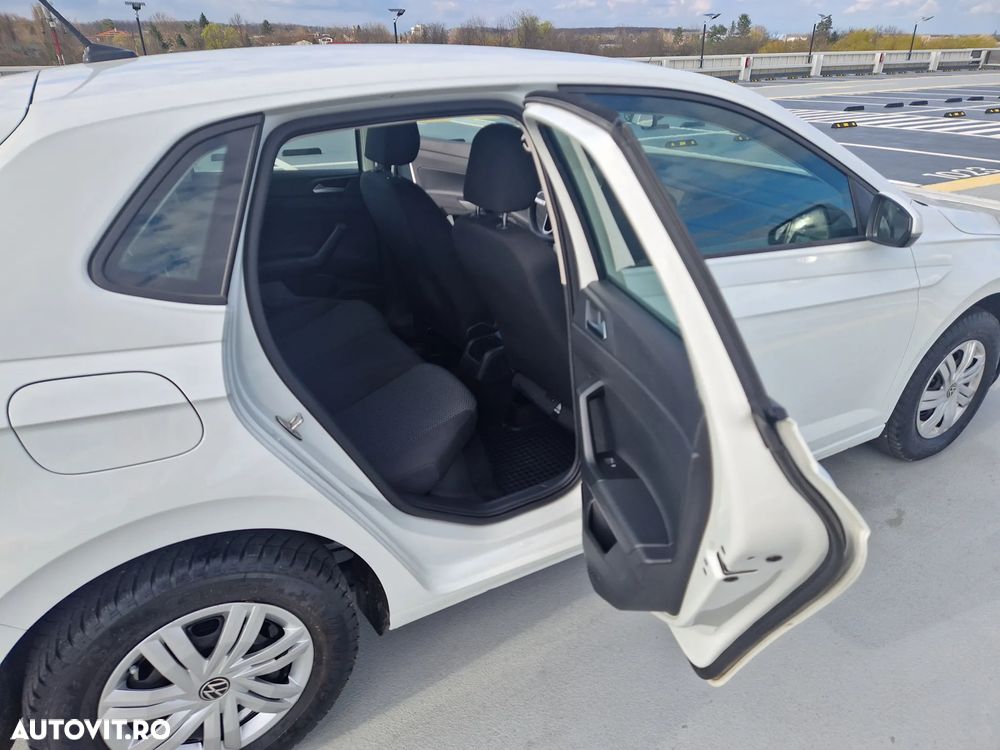Volkswagen Polo 1.0 MPI Base - 11