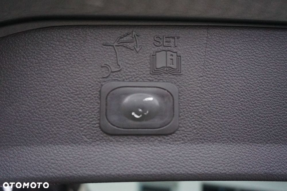 Ford Kuga 2.0 TDCi AWD Titanium - 29