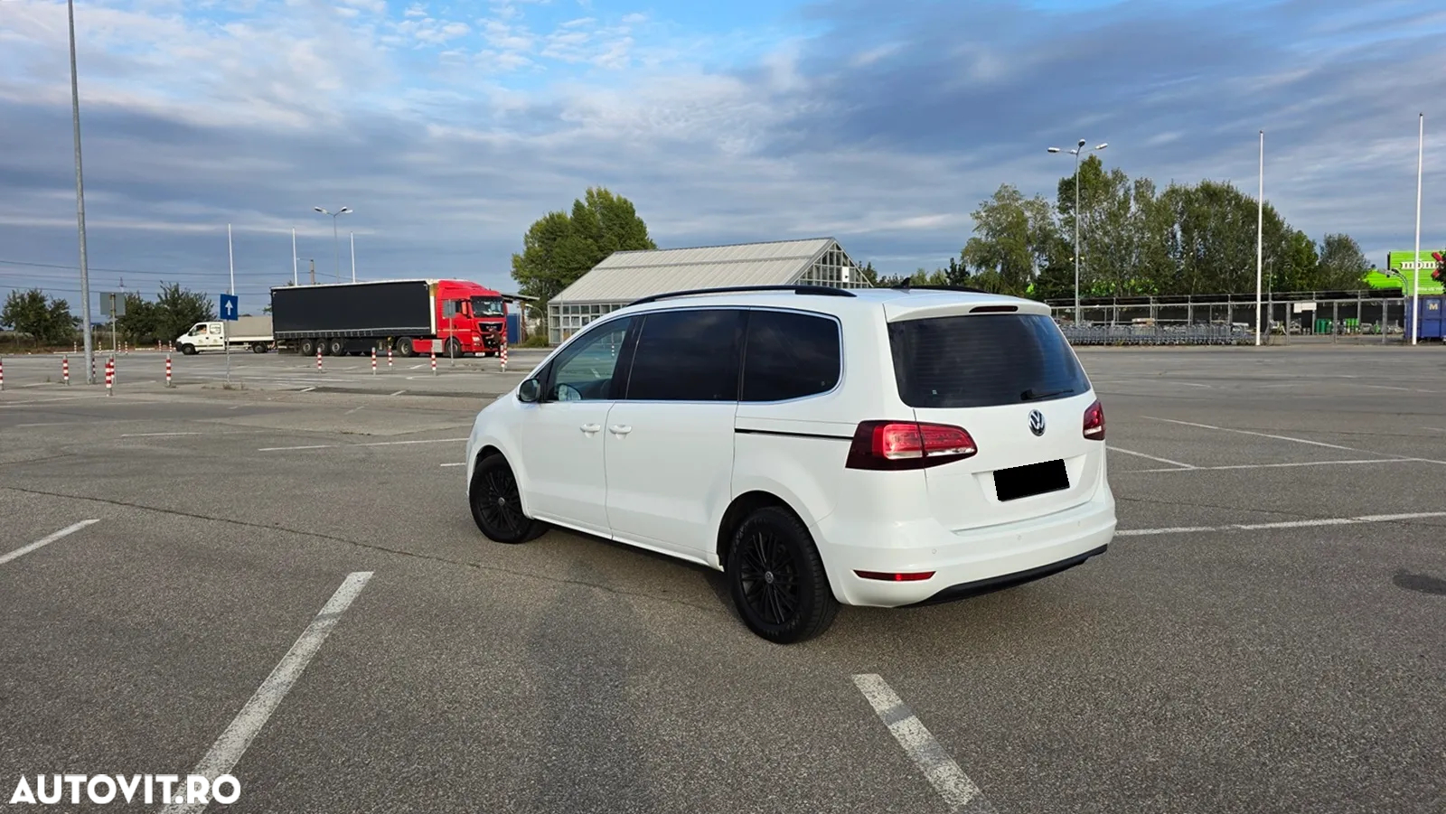 Volkswagen Sharan - 3