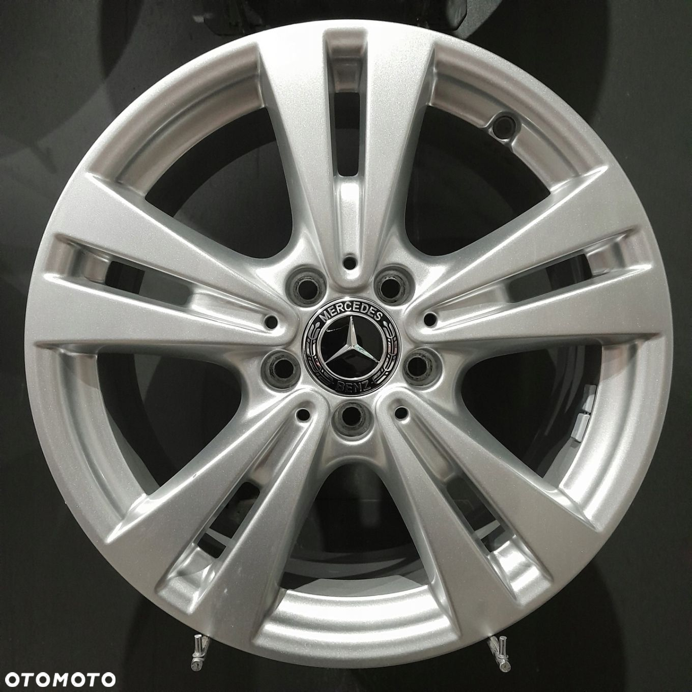 Felgi 17 5x112 Mercedes B-Klasa W246 OE F504045-1B - 5