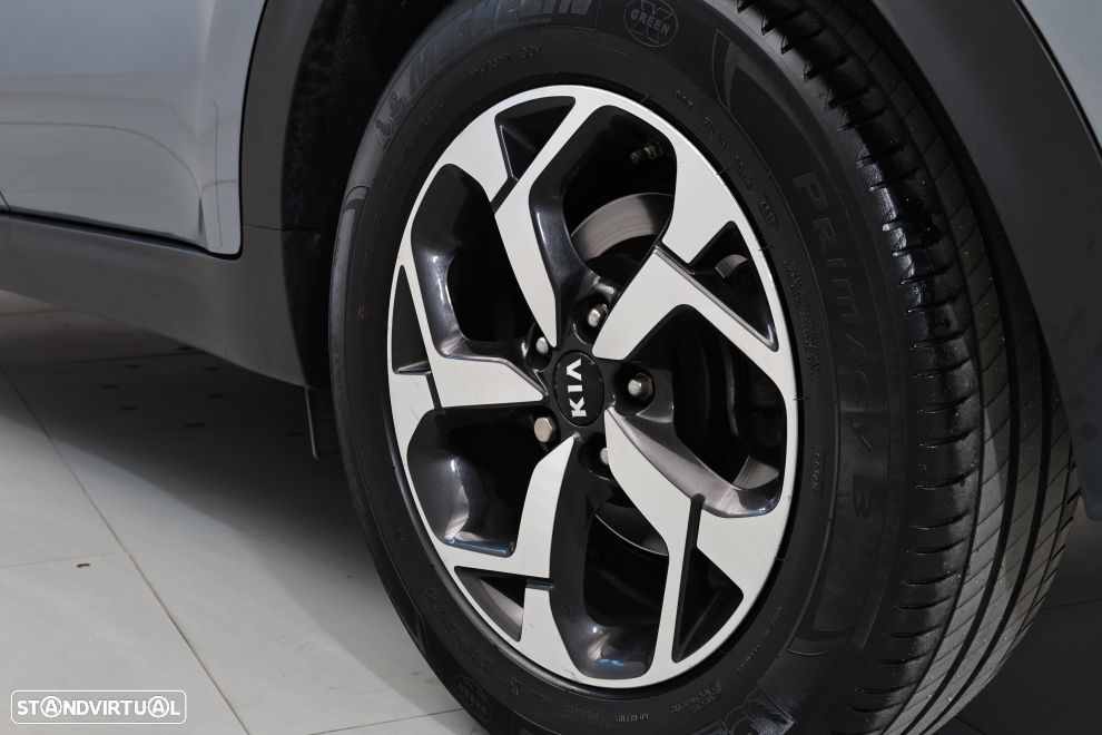 Kia Sportage 1.6 CRDI ISG MHEV Urban - 13