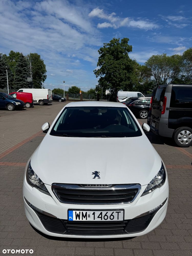 Peugeot 308 - 1