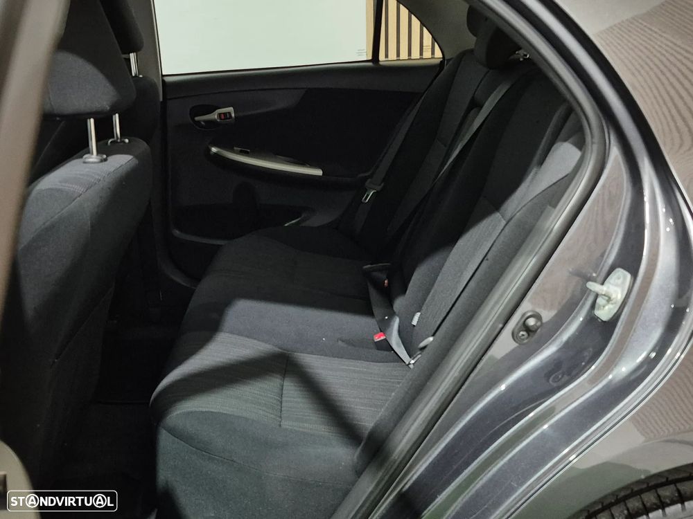 Toyota Corolla 1.33 VVT-i Luna+VSC - 20