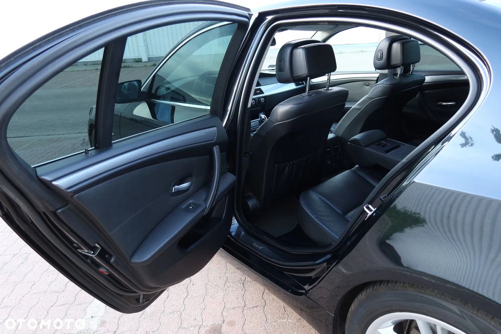 BMW Seria 5 - 21