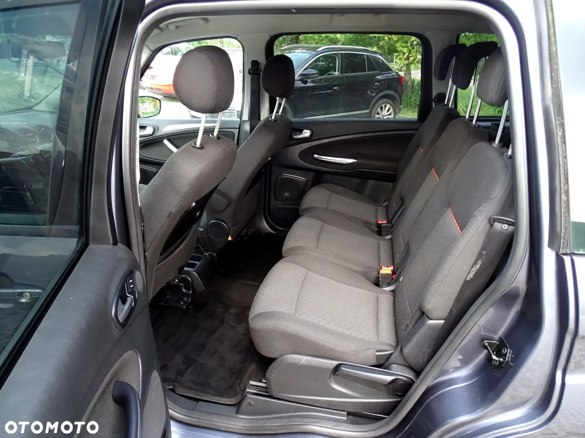 Ford Galaxy 2.0 TDCi Ambiente - 13