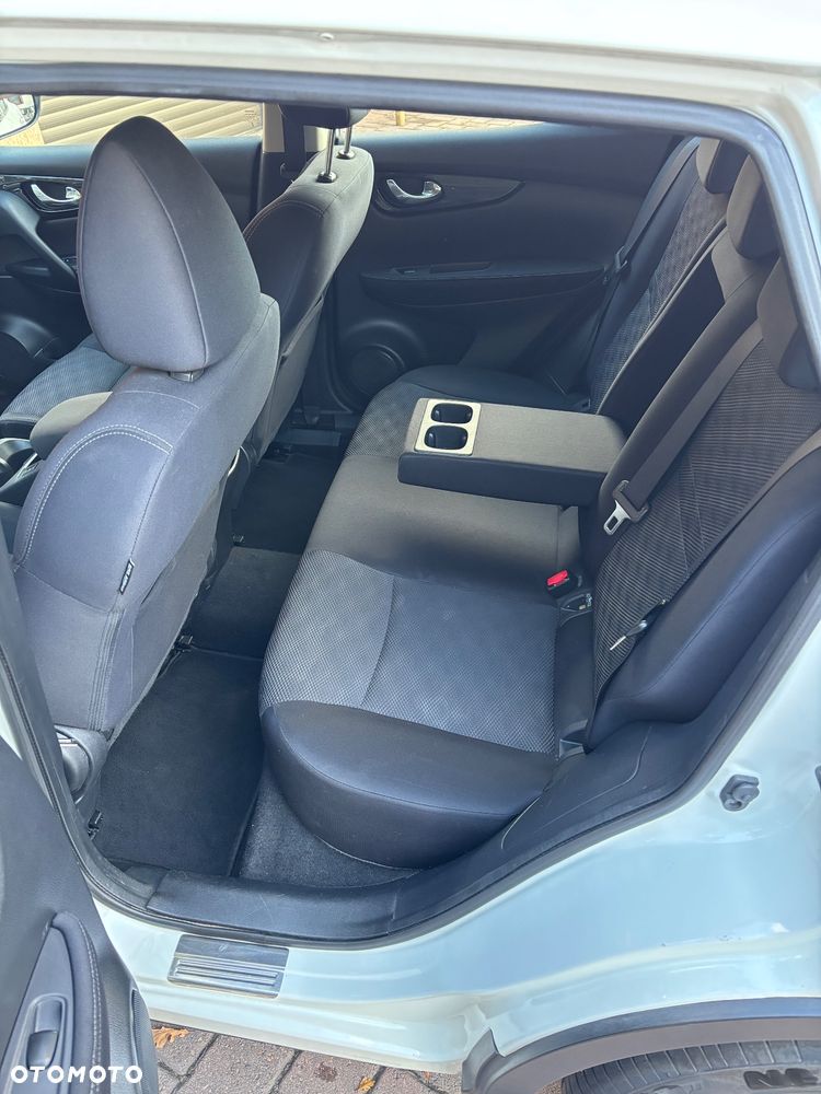 Nissan Qashqai 1.2 DIG-T N-Vision - 20