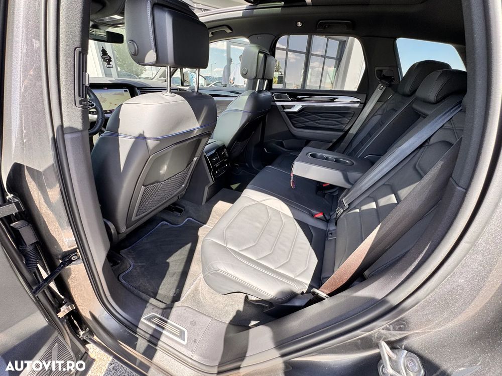 Volkswagen Touareg V6 TSI eHybrid PHEV R - 29