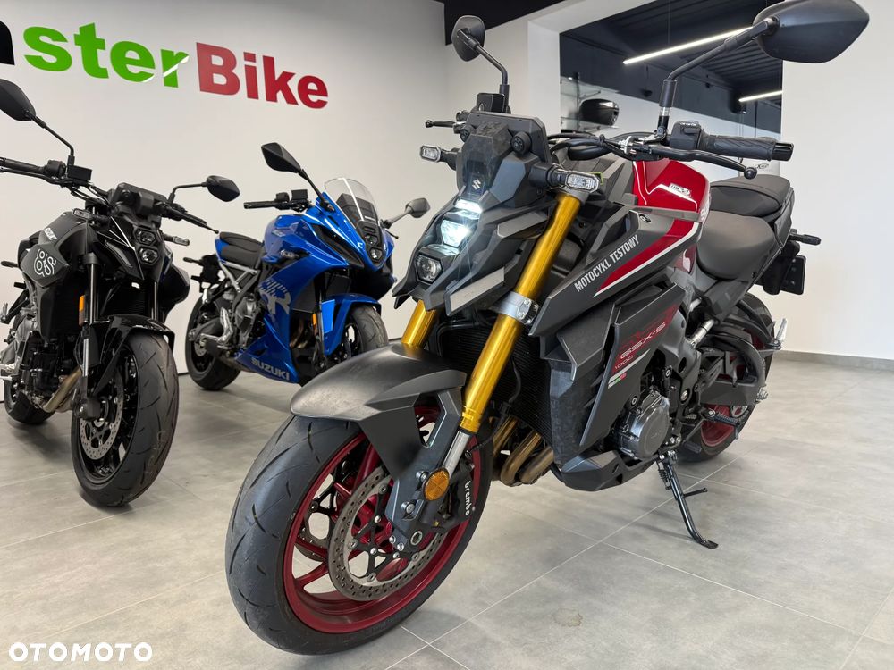 Suzuki GSX 1000 - 5