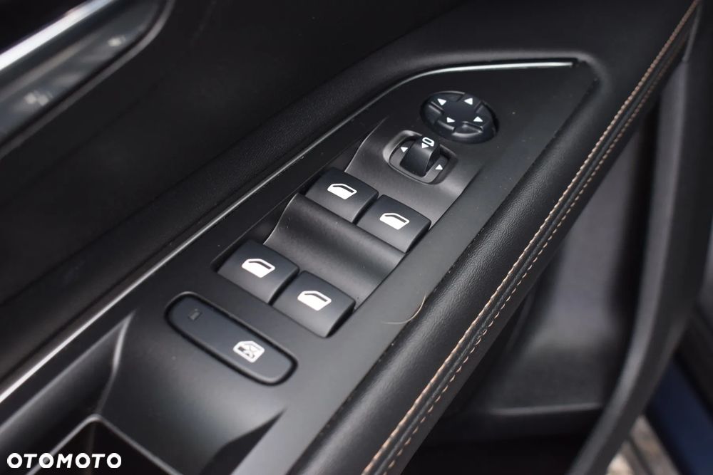 Peugeot 5008 BlueHDi 180 EAT8 GT - 27