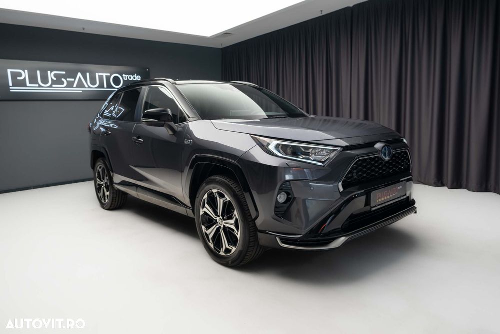 TOYOTA RAV4 2021