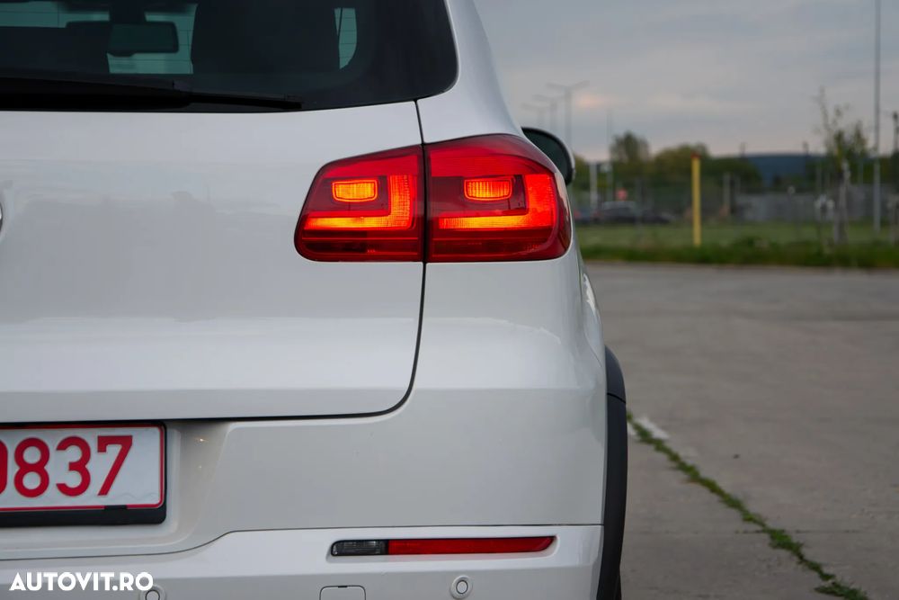 Volkswagen Tiguan 2.0 TDI DPF 4Motion Sport & Style - 12